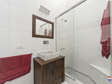 Venta Casa una planta Barrio La Montura