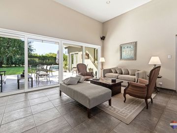 Venta Casa una planta Barrio La Montura