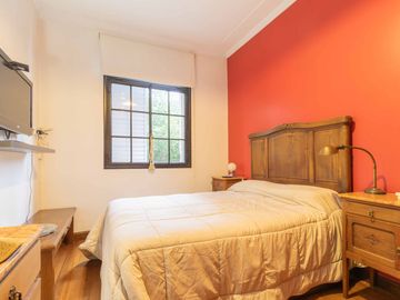 Venta Hogar Obrero: 3 Amb + Escritorio y Mucha Luz