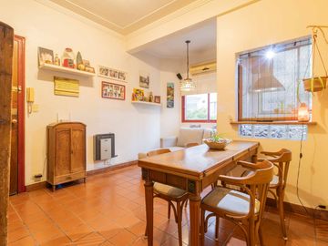 Venta Hogar Obrero: 3 Amb + Escritorio y Mucha Luz