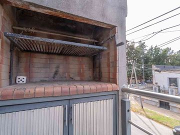 Venta block ph 7 amb multifamiliar jardin Caseros
