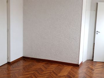 ALQUILER DEPTO 1 AMBIENTE FLORES APTO PROF.