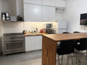 Venta PH 2 ambientes Parque Chas ,patio y parrilla