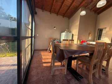 VENTA CASA  PISCINA yparrilla. PAVON (Ruta6yruta8)
