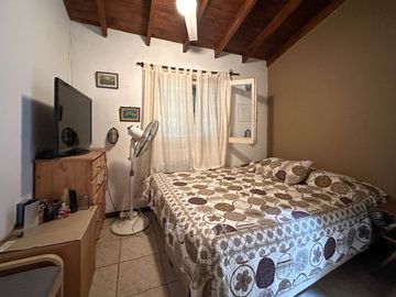 CASA EN ALQUILER CON PILETA EN LOS LAGARTOS CC