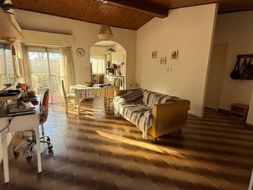 Local + ph en planta alta 3 ambientes San Isidro