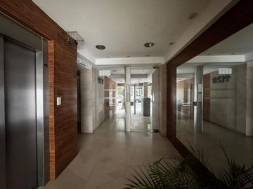 Departamento 2 ambientes venta Caballito cochera