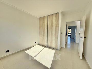 CASA 6AMB VENTA B° SAN PABLO MUDATE YA CON EL 30%