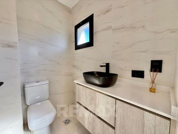 CASA 6AMB VENTA B° SAN PABLO MUDATE YA CON EL 30%