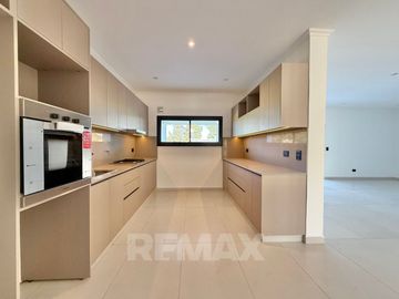 CASA 6AMB VENTA B° SAN PABLO MUDATE YA CON EL 30%