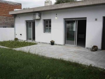 CASA EN ALQUILER EN VILLA ELISA