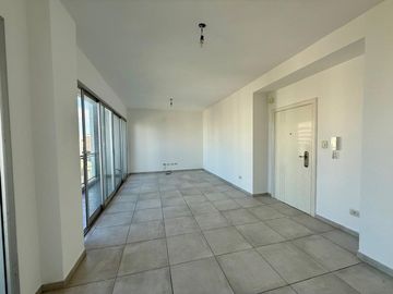 VENTA DEPARTAMENTO CON COCHERA QUILMES
