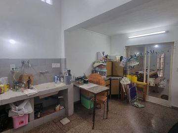 Venta casa 3 dormitorios S. Carril a mts Gral Paz