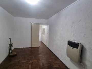 Venta casa 3 dormitorios S. Carril a mts Gral Paz