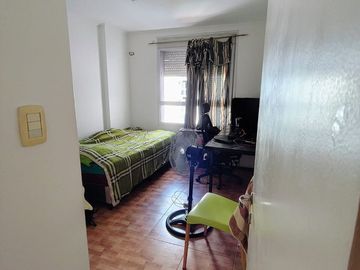 VENTA DPTO 2 DORM NVA CBA C BALCON