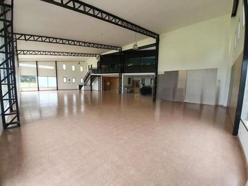 Alquiler Nave Industrial, Mercedes