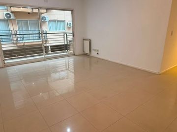 3 AMBIENTES CON COCHERA Y AMENITIES