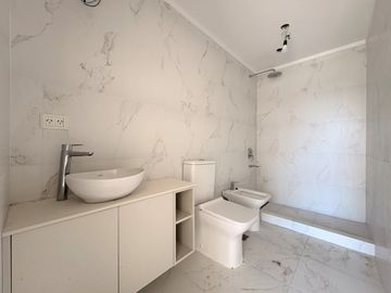 Venta 4 Ambientes piso unico  Palermo Chico