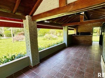 QUINTA EN LOMA VERDE TOTALMENTE EQUIPADA