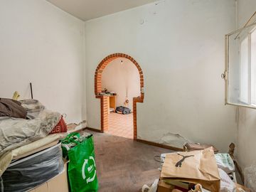 Venta PH Tipo Casa con Local y Garaje
