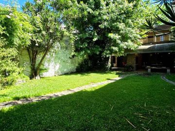 VENTA CASA 4 AMB PARQUE  V.PUEYRREDÓN A.CREDITO