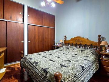 VENTA CASA 4 AMB PARQUE  V.PUEYRREDÓN A.CREDITO