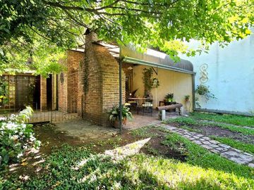 VENTA CASA 4 AMB PARQUE  V.PUEYRREDÓN A.CREDITO