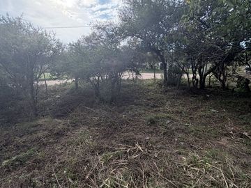 VENDO LOTE ESQUINA 1000 MTRS - VILLA P.  SIQUIMAN