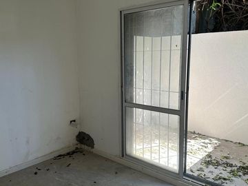 Casa de un dormitorio con terreno