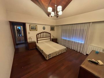 VENTA HERMOSA CASA EN ARROYITO 3 DORMITORIOS