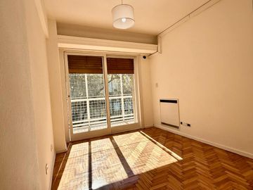 VENTA DEPTO. 3 AMBTES.C/COCHERA Y BAULERA-LANUSITA