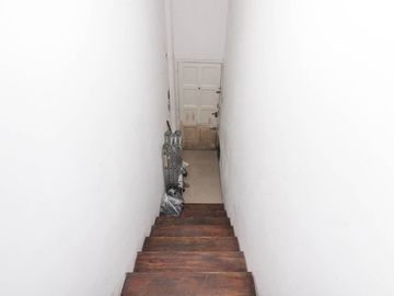 VENTA GALPÓN CON PH 4 AMB Y QUINCHO PLANTA ALTA