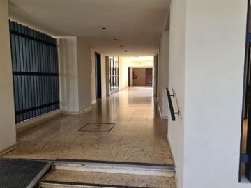 DEPARTAMENTE 3 AMB MATADEROS