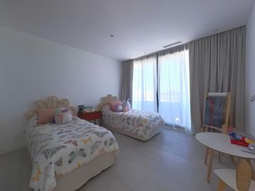 ALQUILER CASA AL LAGO BARRIO COSTAS PUERTOS