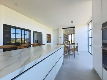 ALQUILER CASA AL LAGO BARRIO COSTAS PUERTOS