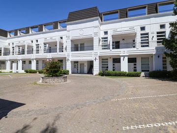 Venta depto 5amb Icon Arcos Pilar c/cochera