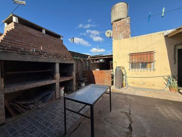 VENTA CASA 5 AMBIENTES PILAR APTO CREDITO