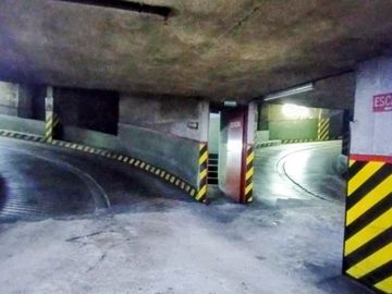 Venta cochera  San Nicolas