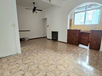 Depto 3 ambientes en venta en Palermo muy luminoso