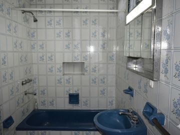 VENTA DE DOS CASAS EN VILLA ADELINA  LOTE 237 M2