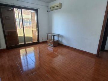 VENTA  DE DEPARTAMENTO  3 AMBIENTES