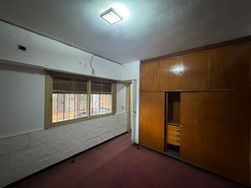 VENTA CASA EN PH  CON COCHERA EN MORON