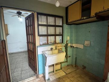 VENTA CASA EN PH  CON COCHERA EN MORON