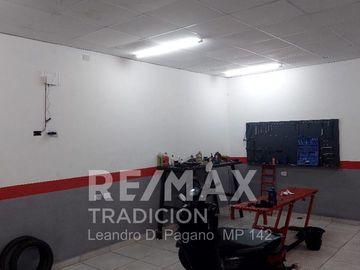 Local Comercial con terreno en Venta Macrocentro