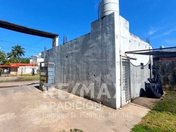 Local Comercial con terreno en Venta Macrocentro