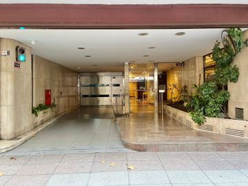 VENTA DPTO 6 AMB C/ COCHERA APTO PROF ALTO PALERMO