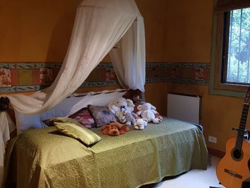Casa venta 7 amb. Parque y pileta M.Alberti, Pilar