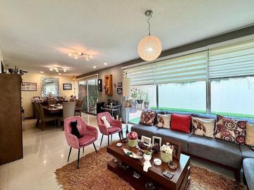 Bugambilias dentro de Condominio Santa Fe, casa en venta