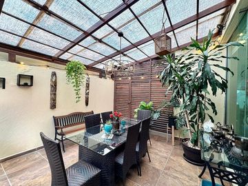 Bugambilias dentro de Condominio Santa Fe, casa en venta