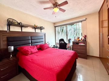 Bugambilias dentro de Condominio Santa Fe, casa en venta